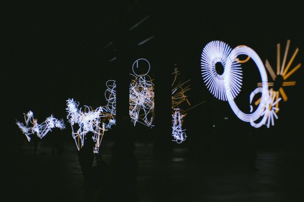 Guide pratique pour créer une exposition d"art numérique immersif : secrets pour un événement réussi